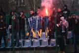 Są zarzuty dla pięciu pseudokibiców, będą też sankcje dla klubu za sobotnią burdę na stadionie Okocimskiego