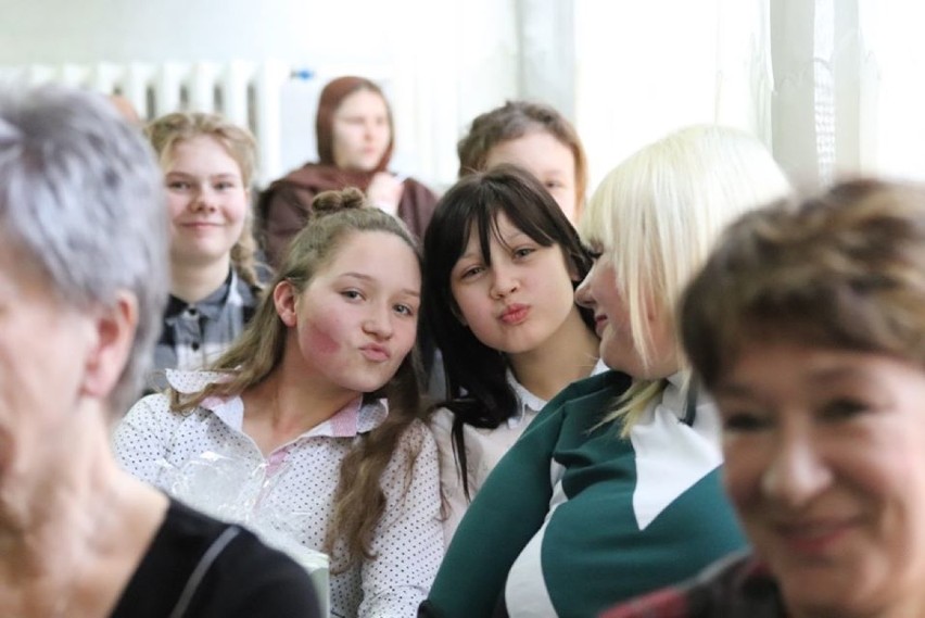 Spotkanie wigilijne w Młodzieżowym Ośrodku Wychowawczym w Kruszwicy [zdjęcia]