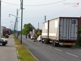 Lubliniec: Wypadek motorowerzysty na ulicy Oleskiej. 20-latek w ciężkim stanie został zabrany do szpitala