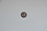 Nazistowska odznaka znaleziona w Wałbrzychu