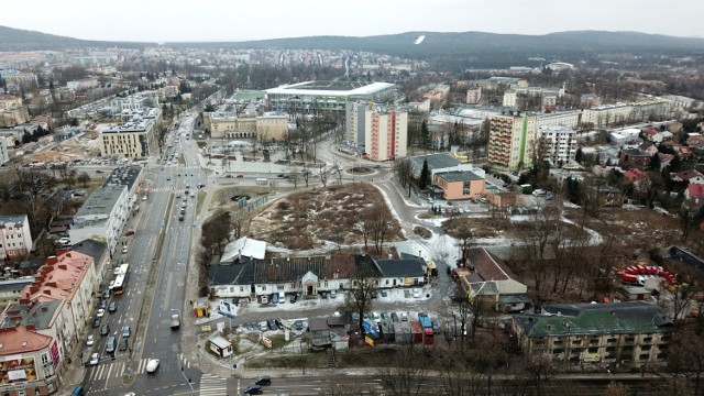 Wzgórze Karscha z pozostałościami browaru i dworkiem, to jedno z najbardziej zaniedbanych miejsc w centrum Kielc