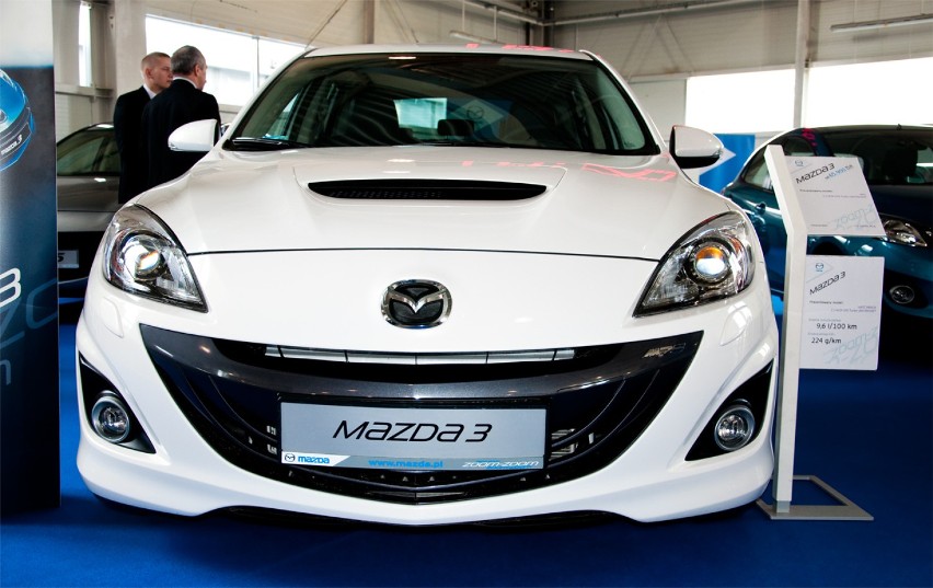 Mazda 3  | Autosalon 2011