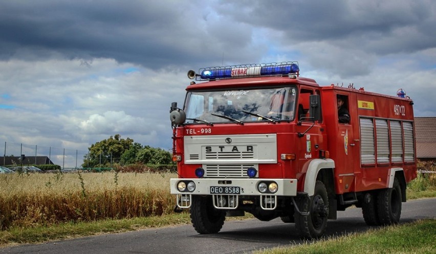 Ponad 172 samochody pożarnicze, z całej Polski i Europy, wzięły udział w XI Fire Truck Show.