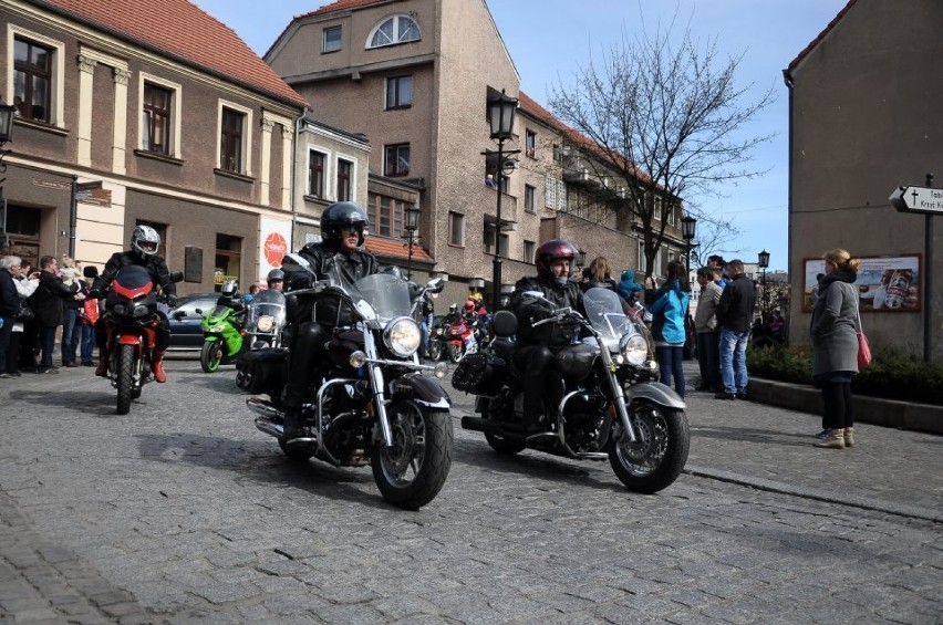 Gniezno: sezon motocyklowy rozpoczęty! [FOTO]