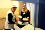 150 porcji potrawy Płow dla bezdomnych od restauracji Mały Taszkient z Legnicy, zobaczcie zdjęcia