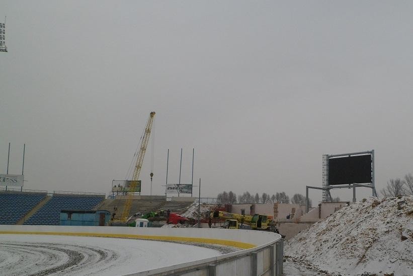 Leszno: Stadion Smoczyka jest szykowany na nowy sezon. Pierwsze treningi już za kilka dni [ZDJĘCIA]