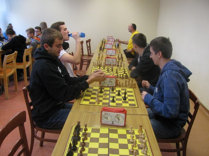 Drużynowy turniej szachowy w Złotowie