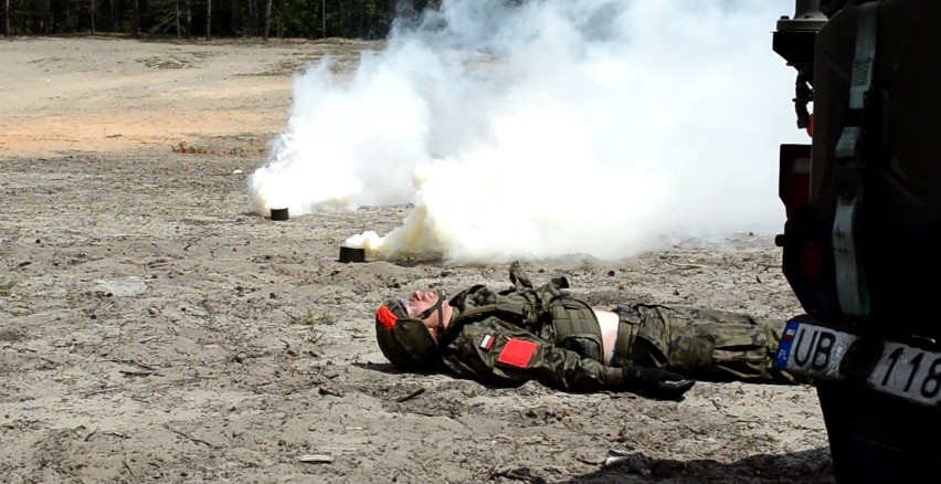 Pustynia Błędowska: Ćwiczenie taktyczne bielskich spadochroniarzy [ZDJĘCIA]