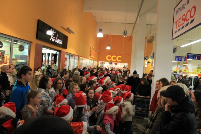 Flashmob w Tesco w Chełmie