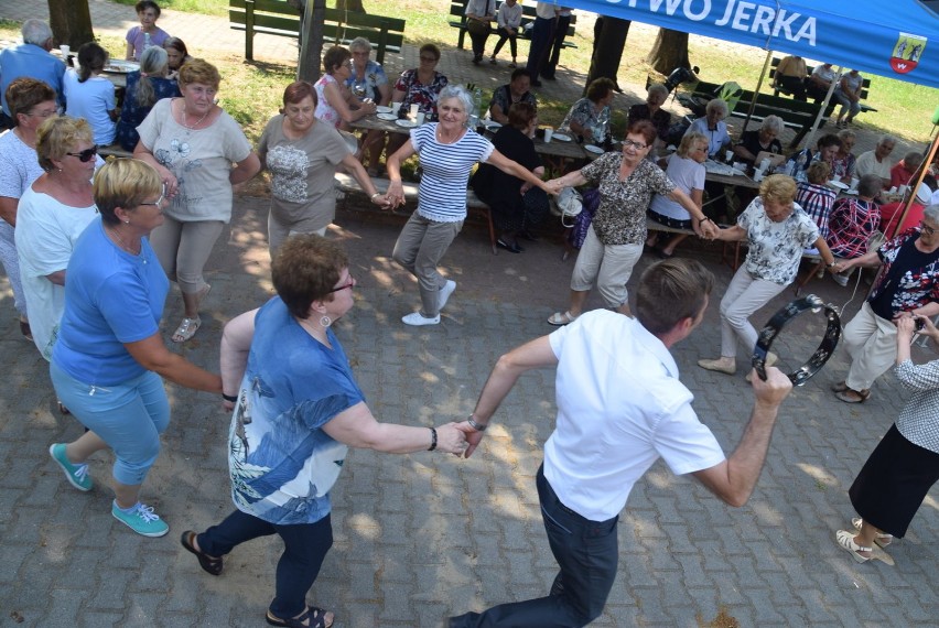 Radosne obchody gminnego "Dnia Seniora" w Krzywiniu