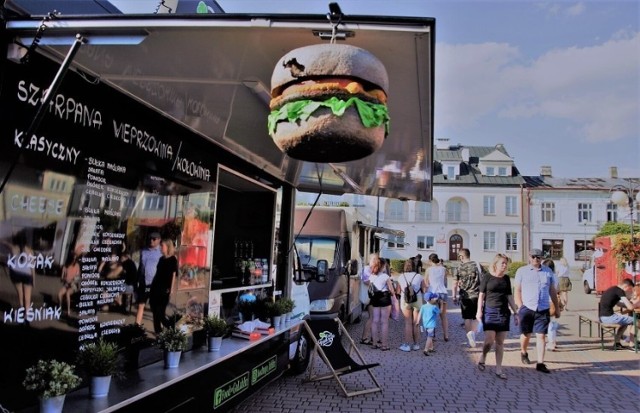 Foodtrucki po raz kolejny staną w Stalowej Woli!