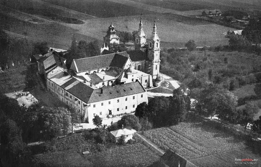 Miasto Jędrzejów odkrywa przed nami swoje wyjątkowe, dawne...