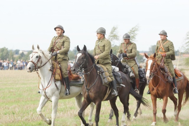 Rekonstrukcja historyczna w Morawinie