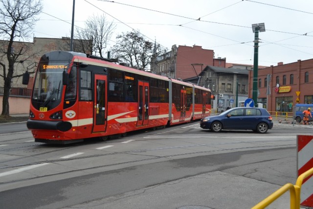 Nowy Rok 2016 Zabrze. Komunikacja miejska w okresie noworocznym