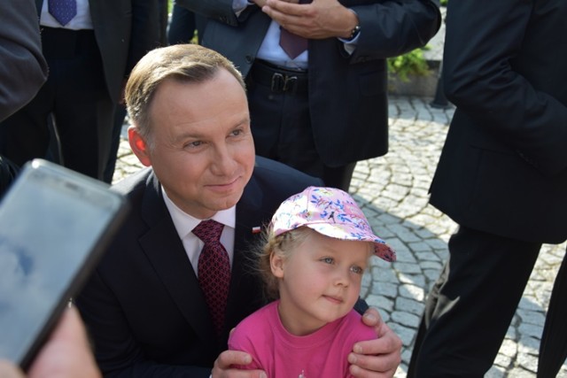 Andrzej Duda wyszedł do mieszkańców miasta