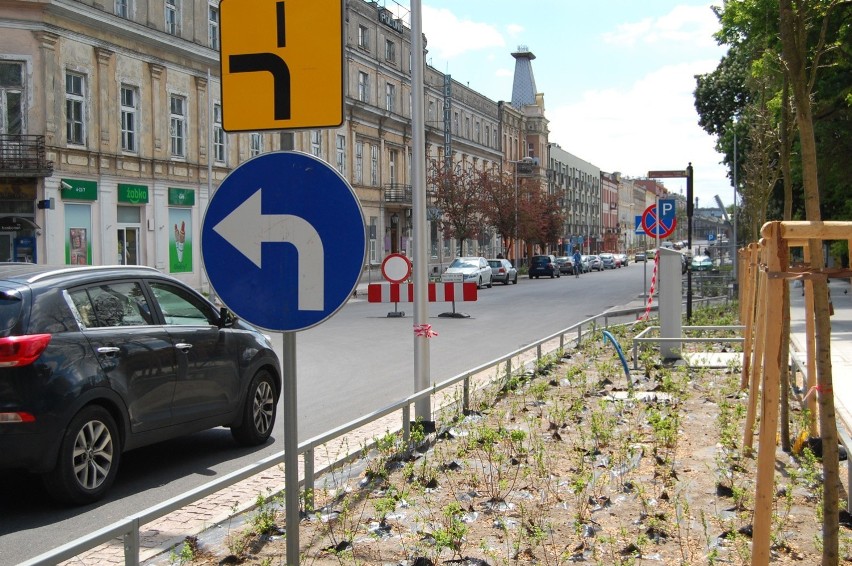 Tak wygląda plac budowy centrum przesiadkowego przy ulicy...