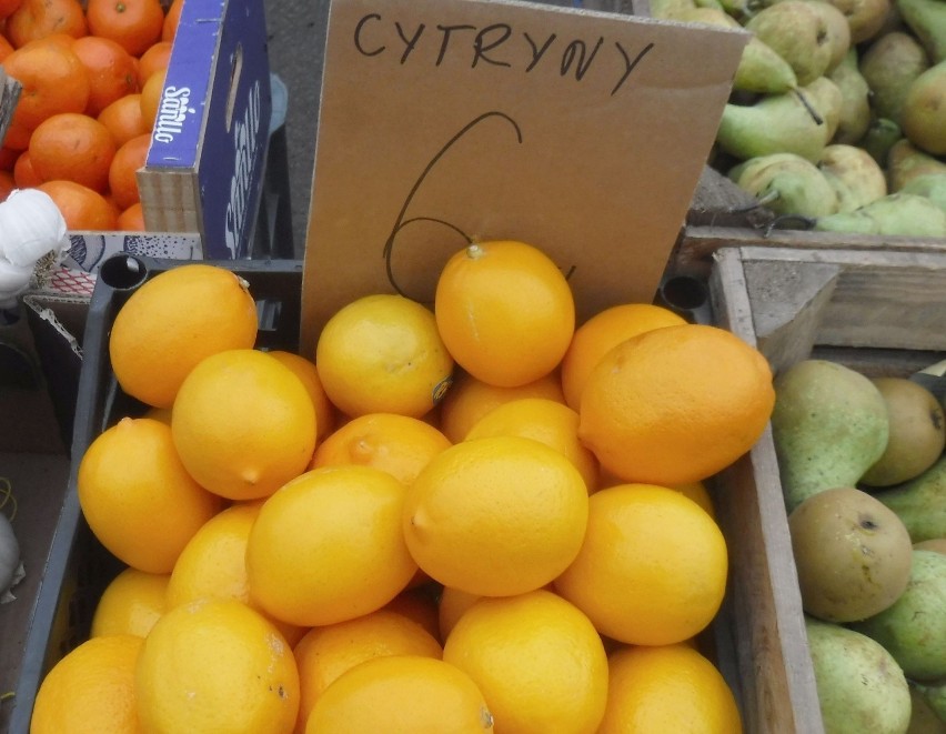 Sobota 5 lutego na targowisku Korej w Radomiu. Zobacz ceny warzyw i owoców (ZDJĘCIA)