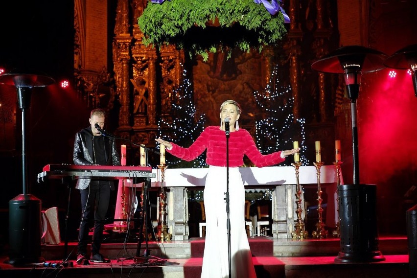 Dziś (7 stycznia) Magda Steczkowska zaśpiewa kolędy w lęborskim sanktuarium p.w. Św. Jakuba Apostoła