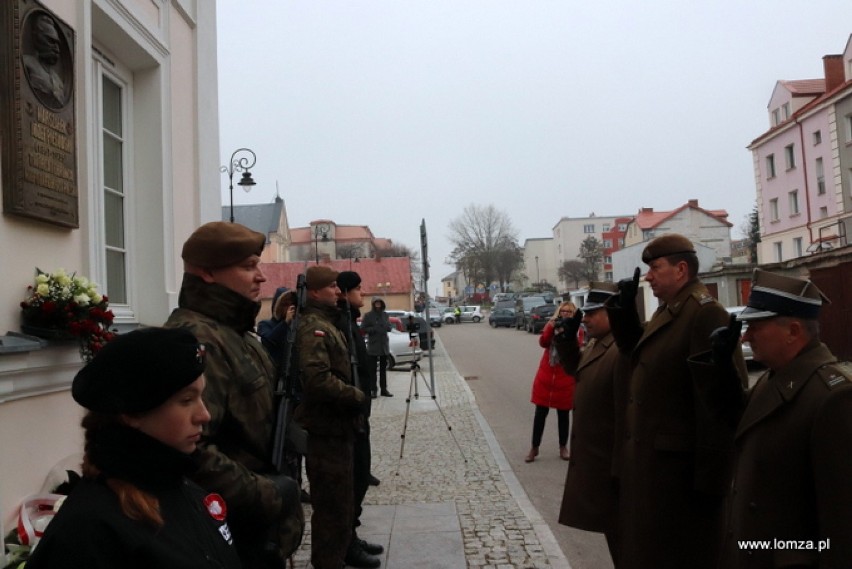 Oficjalne uroczystości z okazji 100-lecia odzyskania przez...