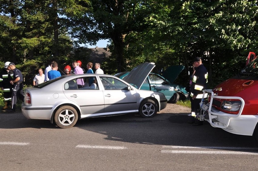 Wypadek w Mojuszu - zderzyły się dwa auta