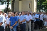 Mężczyźni pielgrzymowali tradycyjnie do św. Anny w ostatnią niedzielę czerwca