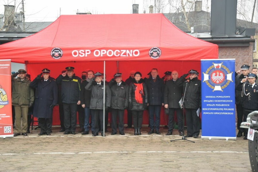 Jubileusz 120-lecia OSP Opoczno. Odznaczenia, poświęcenie strażackich wozów i łodzi [ZDJĘCIA]