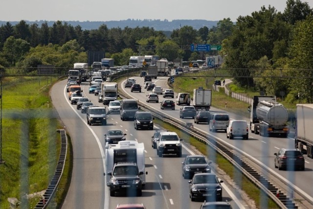 Plany rozbudowy A4 od Tarnowa do Krzyżowej dotyczą dobudowy dodatkowych pasów ruchu na autostradzie w obu kierunkach