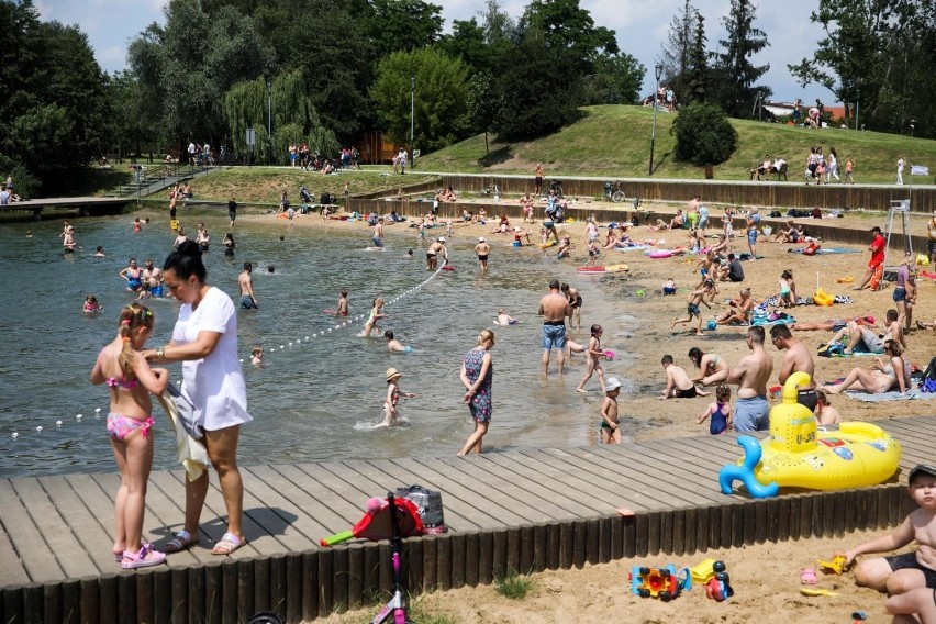 Kraków. Sanepid zbadał kąpieliska. Sprawdź, na którym jest najczystsza woda [LISTA]