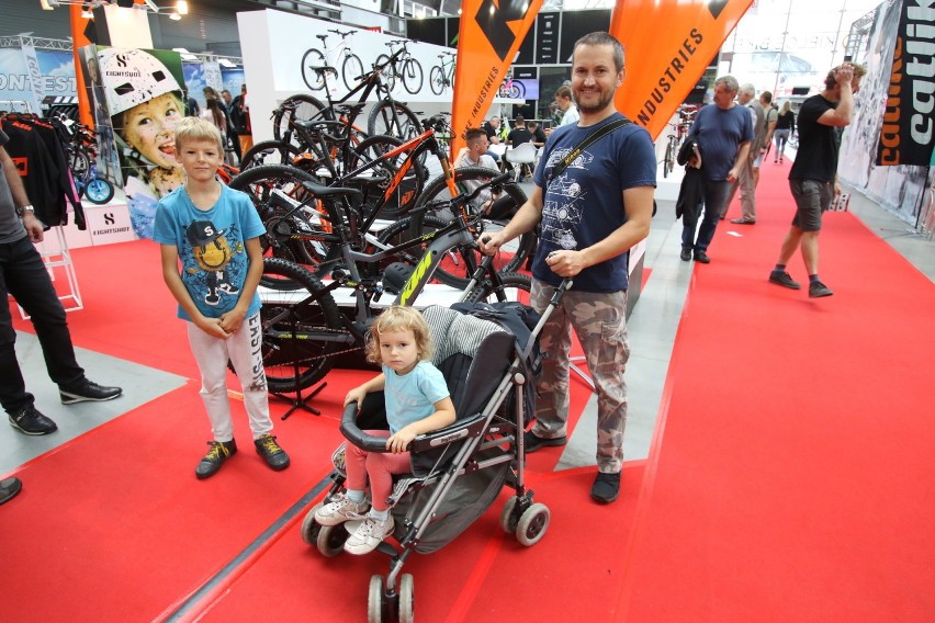 Targi rowerowe Kielce Bike-Expo. Pokazy freestyle na zakończenie imprezy [WIDEO, zdjęcia]