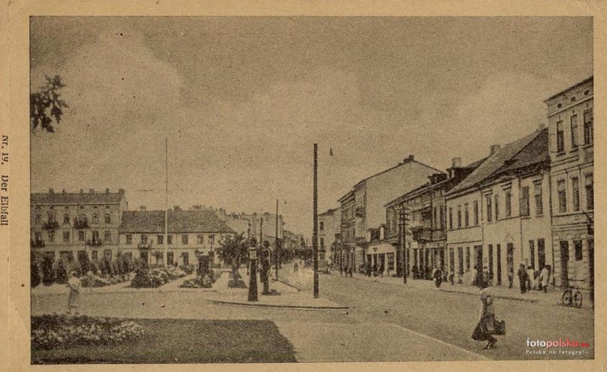 Plac Wolności w Zduńskiej Woli na starych fotografiach. Zobacz jak kiedyś wyglądał [zdjęcia archiwalne]