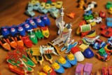 Najpopularniejsze zabawki z czasów PRL-u. Pamiętasz je jeszcze? Niektóre z nich stale zyskują na wartości 28.01.2023