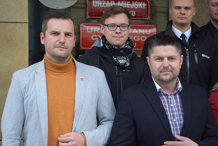 Jacek Hołubowski i jego komitet "Gdańsk Tworzą Mieszkańcy" zapowiada powstanie stowarzyszenia