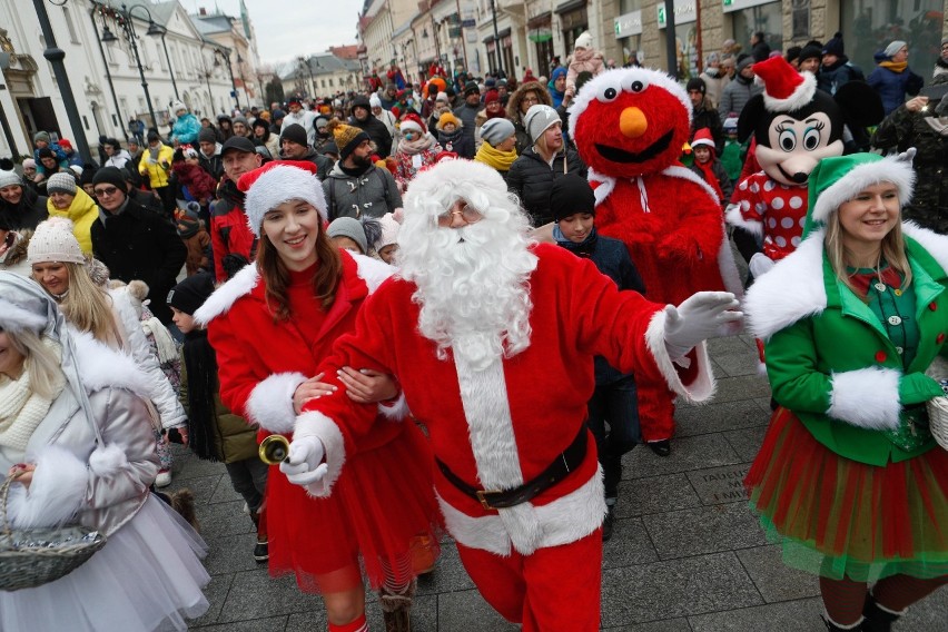 Parada Świętego Mikołaja i świąteczne miasteczko na Rynku w...