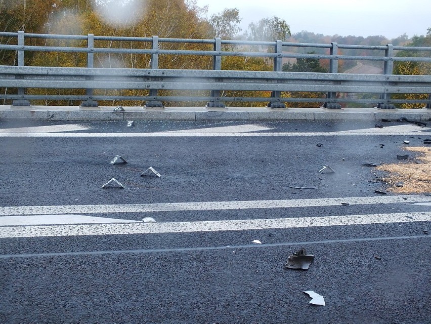 Wypadek na obwodnicy Kraśnika. Dwie osoby został ranne.