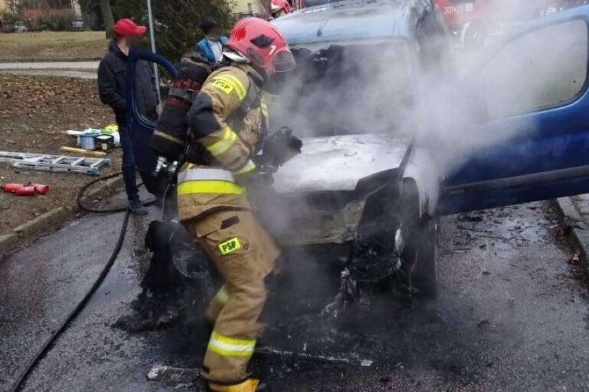 Do pożaru samochodu przy ul. Wokulskiego w Lublinie doszło w...