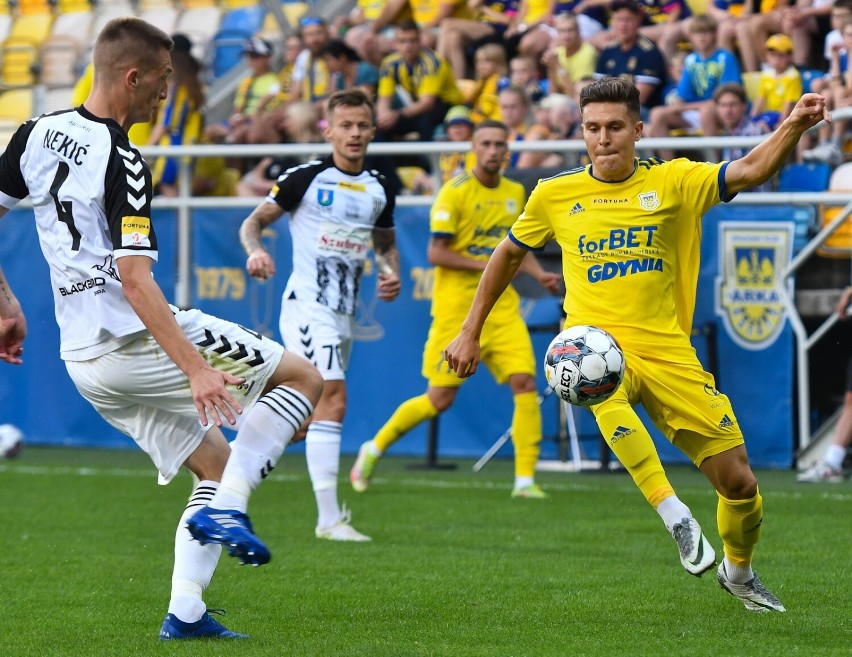 Fortuna 1. Liga. Remis w Gdyni. Ogromny pech żółto-niebieskich! Gdynianie tracą zwycięstwo w 90 minucie meczu!