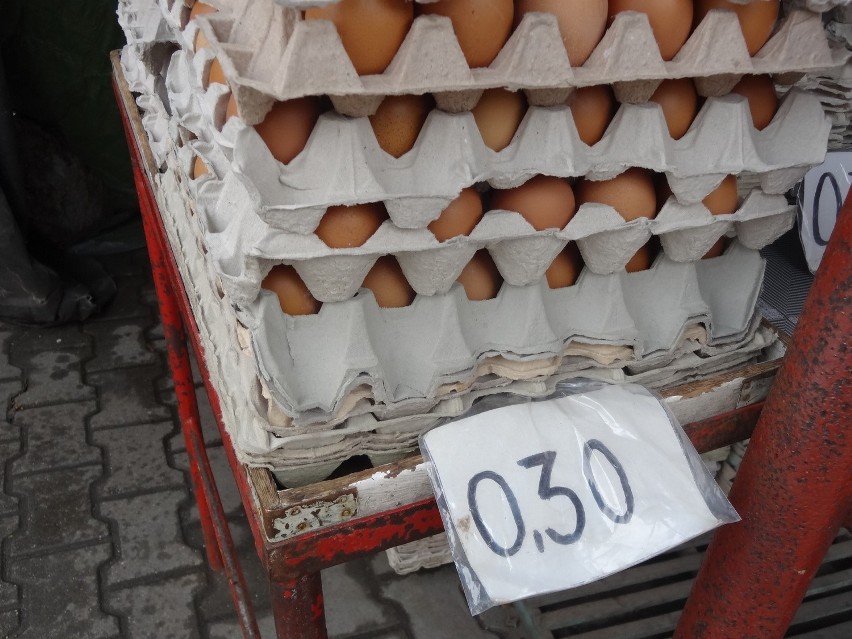 Ceny jajek zaczynają się od 30 groszy.