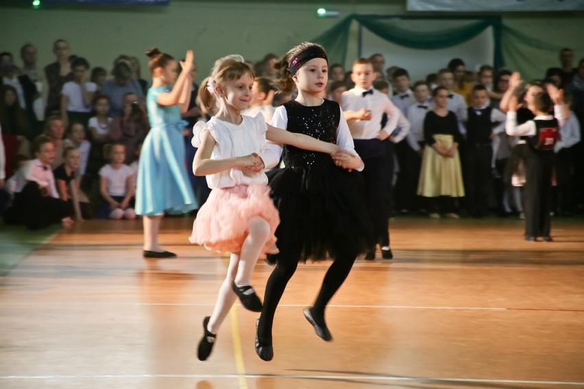 Ogólnopolski Turniej Tańca Narodowego w Wieluniu[FOTO, WYNIKI]