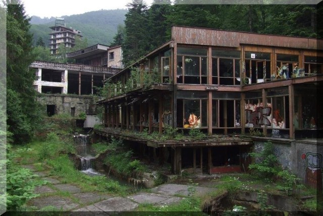Kompleks hoteli w Kozubniku (obecny wygląd)