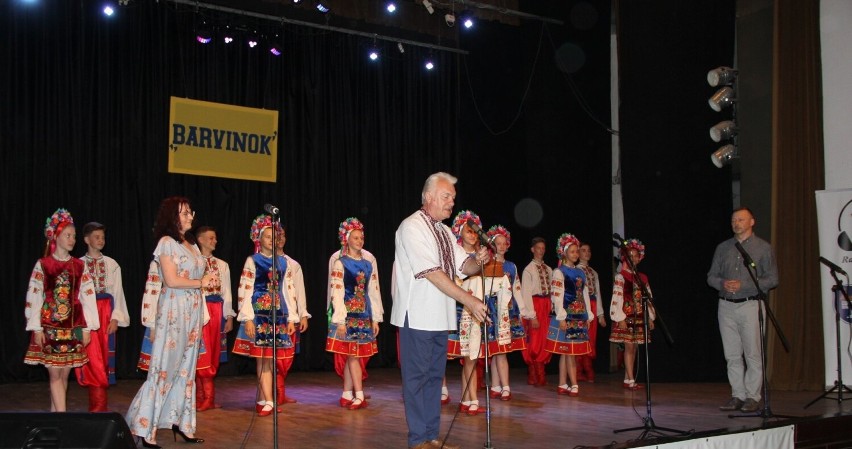 Co to był za występ! Ukraiński zespół Barvinok w Opatowie zachwycił i wzruszył. Zobaczcie zdjęcia 