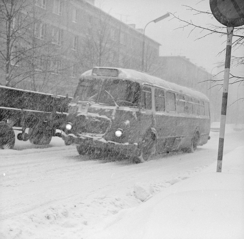 To dopiero była śnieżyca! Pamiętna zima przełomu lat 1978/79 [zdjęcia]