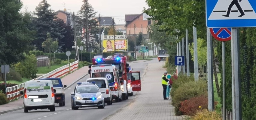 Pechowy poranek na drogach powiatu grodziskiego. Jedna osoba trafiła do szpitala