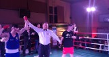 Harwankowski z WKB Gryf Wejherowo wygrywa walkę podczas gali Hussars Boxing Night 1 [WIDEO]