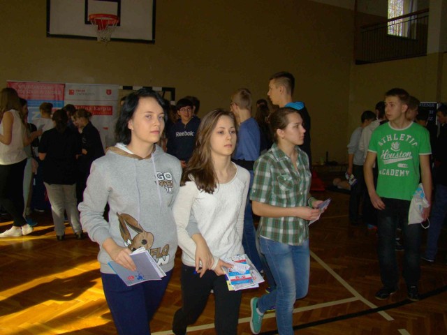 Pierwsze Targi Edukacyjne w Zespole Szkolno-Przedszkolnym w Brzeźnicy.