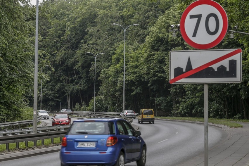 Generalna Dyrekcja Dróg Krajowych i Autostrad była...