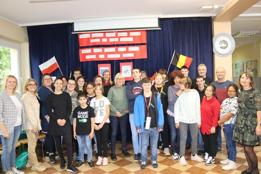 Goście z Erasmusa wizytują w ZSS w Kowanówku [ZDJĘCIA]