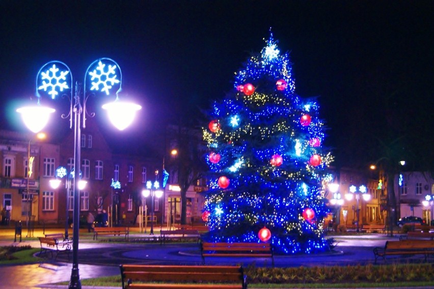 Iluminacje świąteczne na Rynku w Kruszwicy