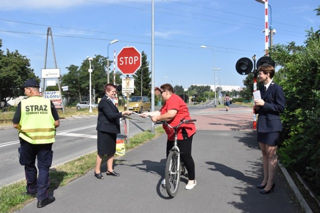 Akcja Bezpieczny Przejazd "Szlaban na Ryzyko" w Legnicy.