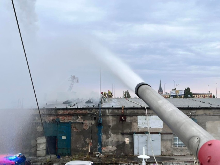 Szczecin: Pożar na portowym nabrzeżu