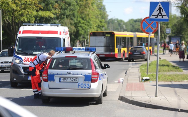 22 czerwca, ok. 9:00 na przejściu dla pieszych na ul. Retkińskiej w Łodzi kierowca potrącił starszego mężczyznę